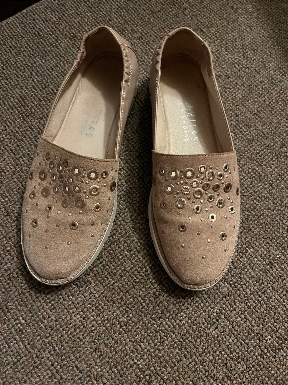 Women’s Slip-On Suede/Leather Loafers with Decorative Eyelets -light pink